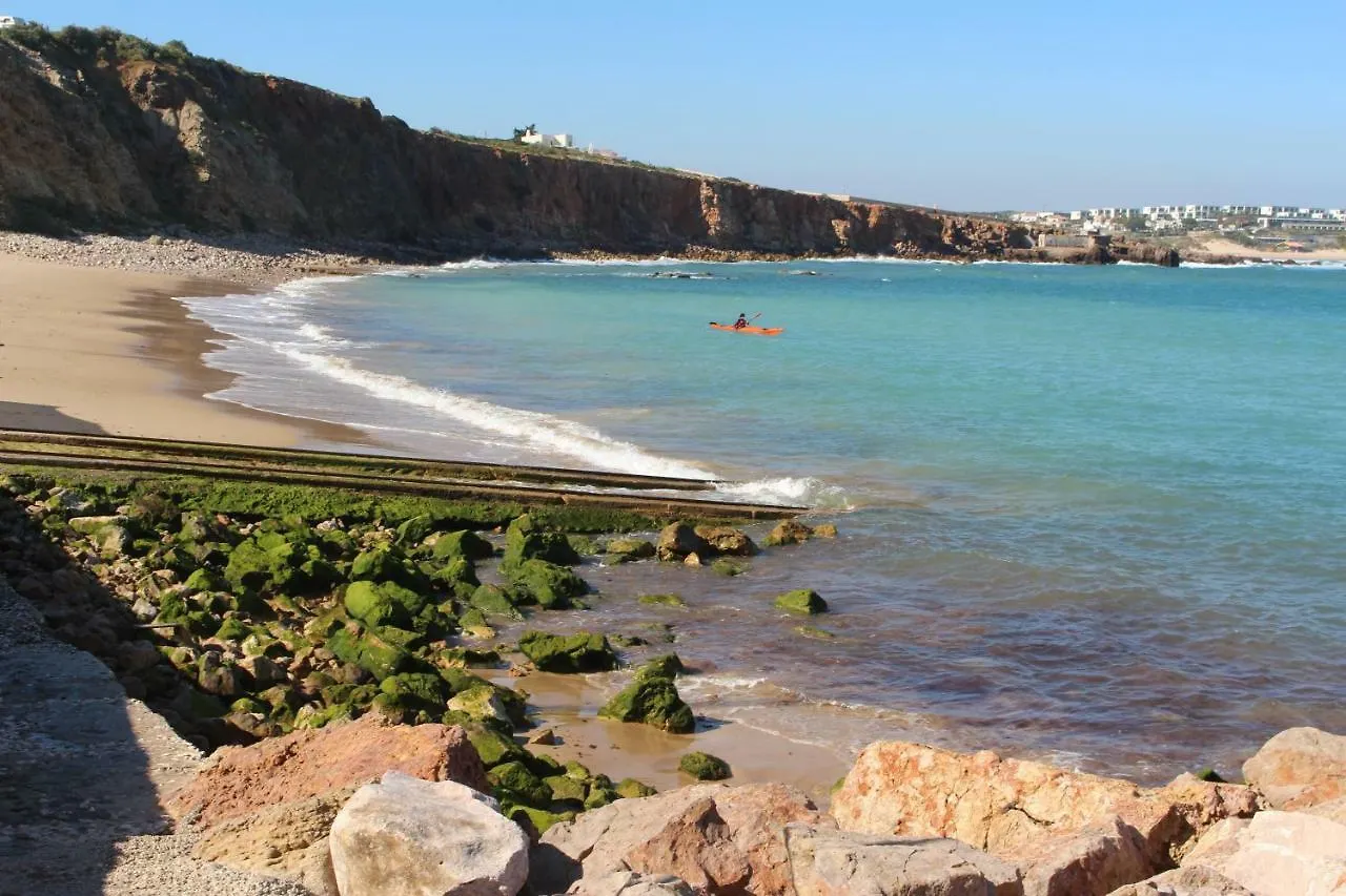 Oceanus Room With Private Kitchen, Bathroom And Terrace 300M From The Beach Sagres Portogallo